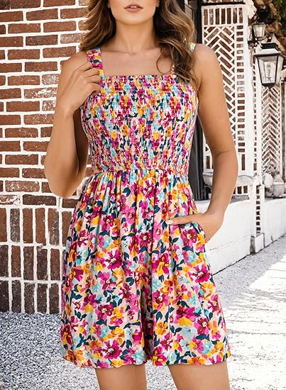 💃Women's Summer Sleeveless Loose Casual Short Smocked Romper With Pockets