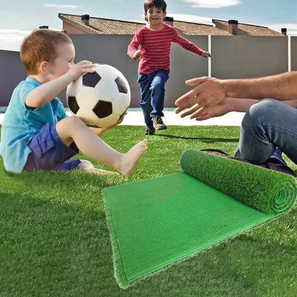 ⚽Vízelvezető lyukakkal ellátott műfüves pálya🌿