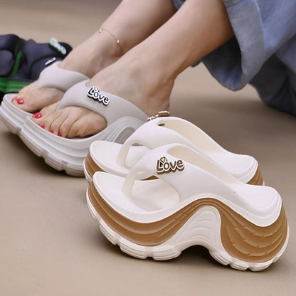 👡🌬️ Vízálló platform szandál nyitott orral ✨